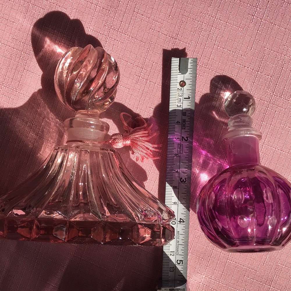 Glass Perfume Bottle Flacons Set of 2 Decanters - Picture 10 of 10